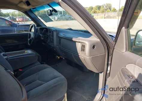 2003 Chevrolet Silverado 1500 Ls из США, поврежденный, VIN 2GCEC19T731121617